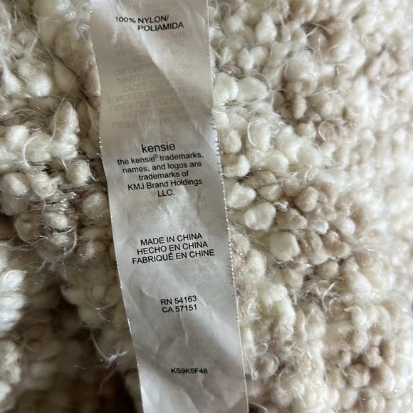 Kenzie Sweater Ivory Sleeveless Open Vest - Picture 6 of 6